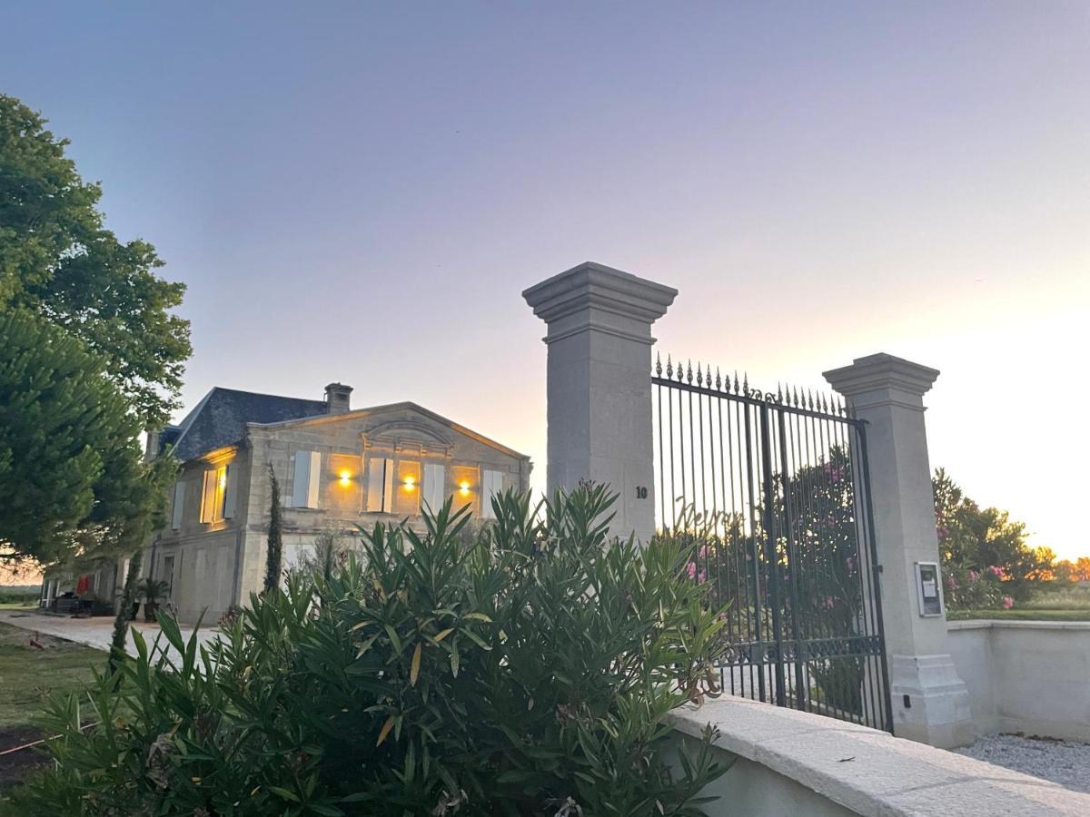 Chateau De Neyran Chambre D'Hotes & Spa Soulac-sur-Mer Esterno foto